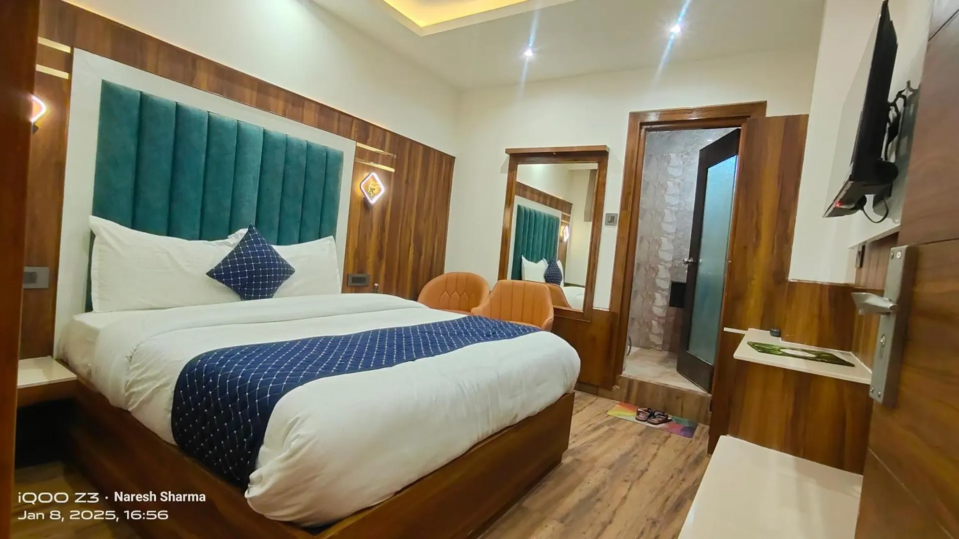**** Hotel The Central Vista - Simla Royale Near Mall Road Free Pickup From Railway Station Simla India