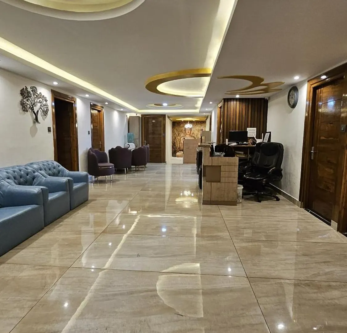The Central Vista - Simla Royale Near Mall Road Free Pickup From Railway Station Simla India